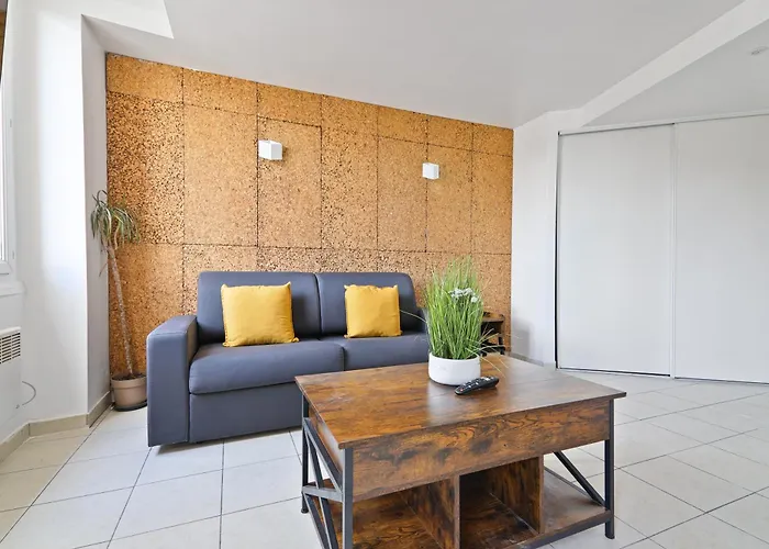 Studio Apartment Quartier Austerlitz Free Netflix